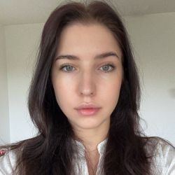 Oleksandra Kryshtapiuk